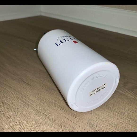 Michelob bundle Bag, koozies, towel & 💦 canteen - Picture 9 of 10